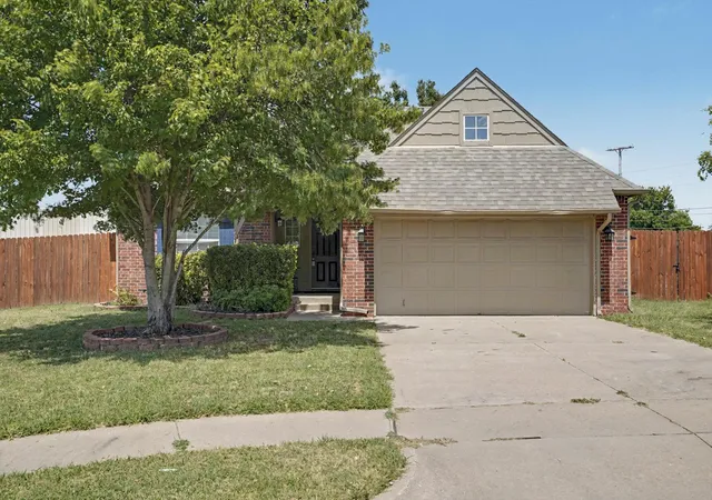 Photo 3 of Single family home for sale at 3630 E Berkeley St, Broken Arrow, OK 74014 | MLS# 2629978 | Listing updated on 2026-08-20