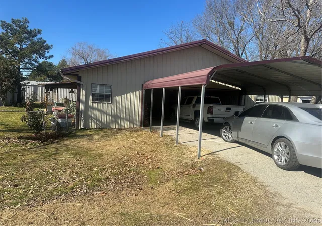 Photo 2 of Single family home for sale at 117 S Bk 1240, Stigler, OK 74462 | MLS# 2630084 | Listing updated on 2026-08-20