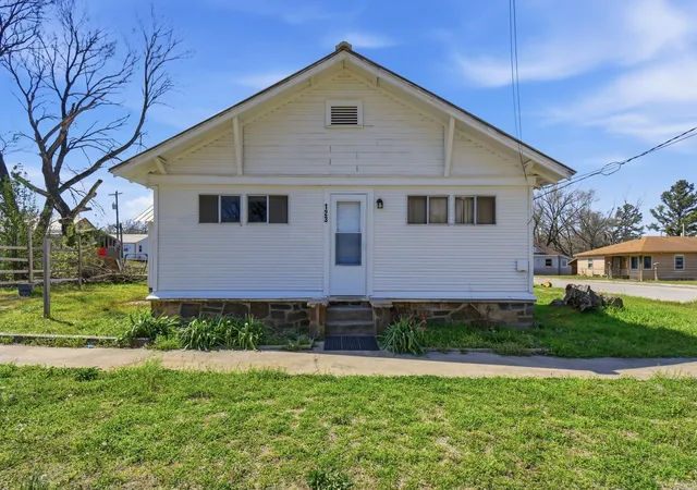 Photo 1 of Single family home for sale at 123 7th Street, Barnsdall, OK 74002 | MLS# 2630137 | Listing updated on 2026-08-20