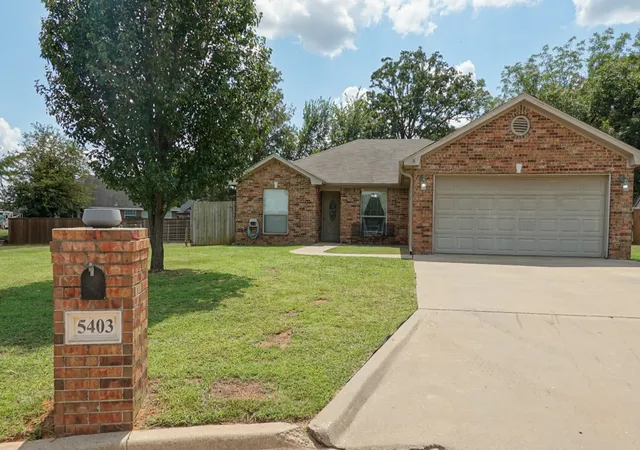 Photo 3 of Single family home for sale at 5403 Roadrunner Ct, Durant, OK 74701 | MLS# 2630020 | Listing updated on 2026-08-20