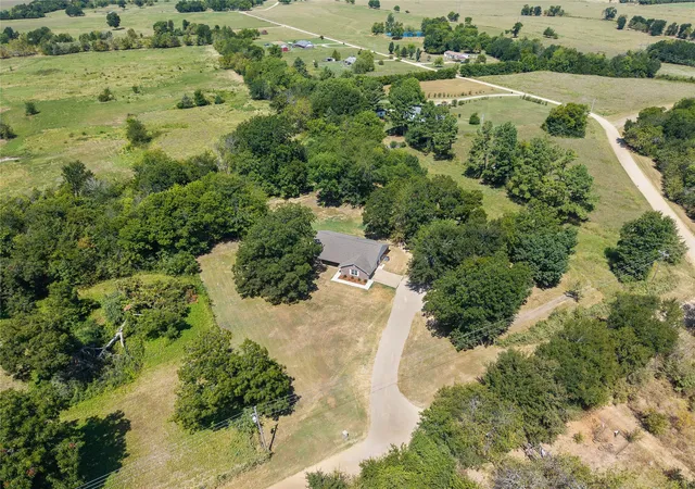 Photo 2 of Sale Pending at 858 N 4243 Road, Hugo, OK 74743 | MLS# 2629851 | Listing updated on 2026-08-20