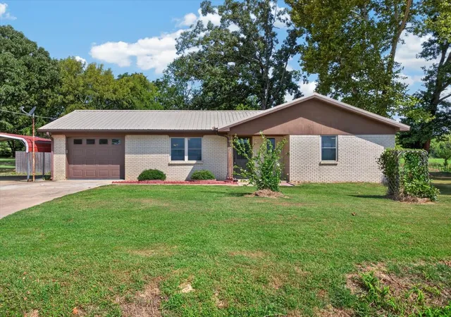 Photo 3 of Single family home for sale at 14630 Edward Loop, Cameron, OK 74932 | MLS# 2630144 | Listing updated on 2026-09-30