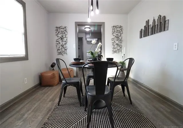 Photo 3 of Sale Pending at 3203 E Oklahoma Pl S, Tulsa, OK 74110 | MLS# 2630022 | Listing updated on 2026-08-27