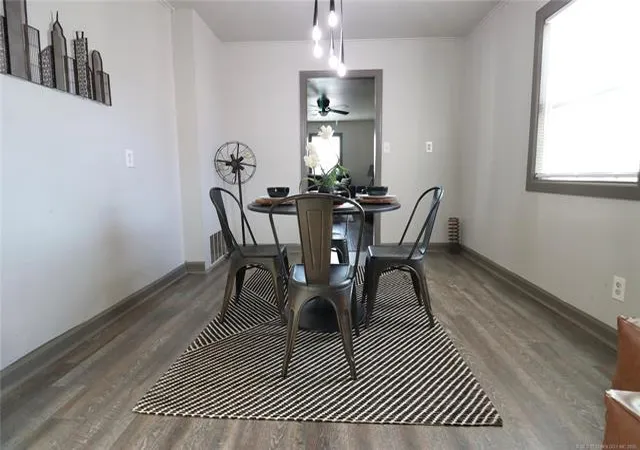 Photo 4 of Sale Pending at 3203 E Oklahoma Pl S, Tulsa, OK 74110 | MLS# 2630022 | Listing updated on 2026-08-27