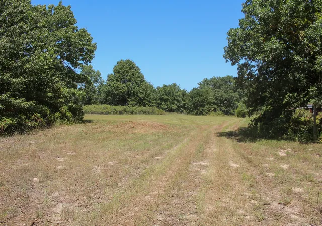 Photo 3 of Land for sale at N 3820 Road, Weleetka, OK 74880 | MLS# 2630150 | Listing updated on 2026-08-20