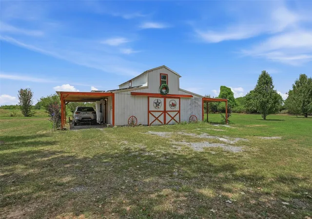 Photo 3 of Single family home for sale at 798 S Lone Oak Rd, Durant, OK 74701 | MLS# 2629959 | Listing updated on 2026-08-20