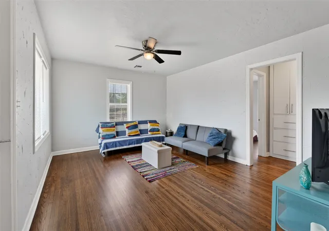 Photo 3 of Sale Pending at 315 W 11th Street, Sand Springs, OK 74063 | MLS# 2630044 | Listing updated on 2026-10-02