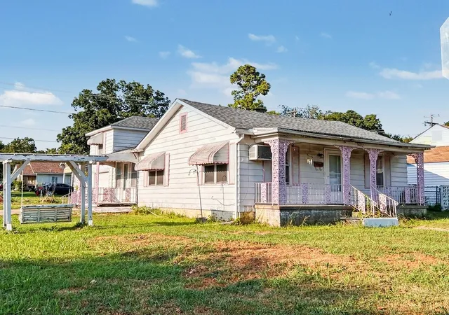 Photo 2 of Single family home for sale at 1602 N Aberdeen St, Muskogee, OK 74403 | MLS# 2630026 | Listing updated on 2026-08-28