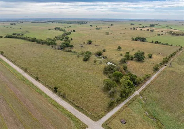 Photo 1 of Sale Pending at County Rd 4, So Coffeyville, OK 74072 | MLS# 2630193 | Listing updated on 2026-09-24