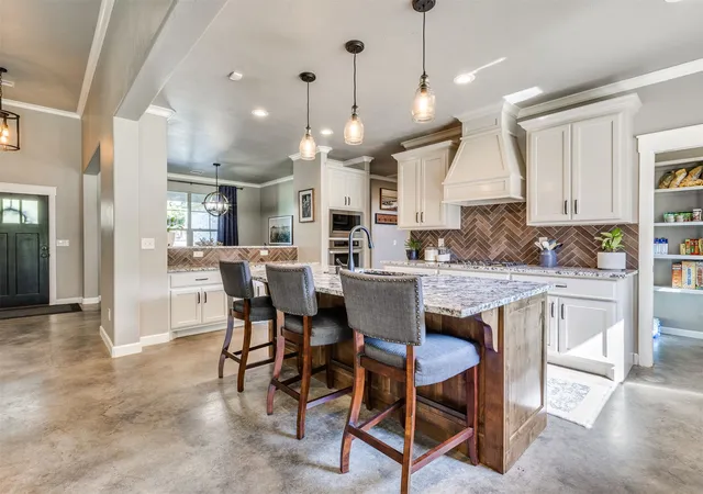 Photo 3 of Sale Pending at 6713 S 119th West Ave, Sapulpa, OK 74066 | MLS# 2630184 | Listing updated on 2026-08-20