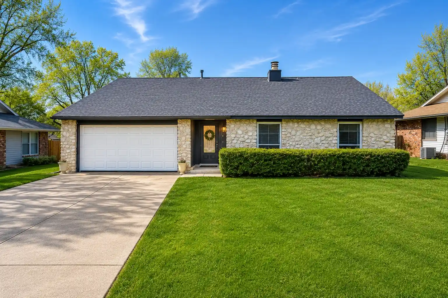Single family home for sale at 4330 S Lakewood Ave, Tulsa, OK 74135 | MLS# 2630294