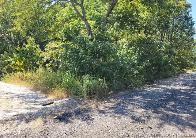 Photo 2 of Land for sale at 121021 Porcupine Ln, Eufaula, OK 74432 | MLS# 2630304 | Listing updated on 2026-08-20