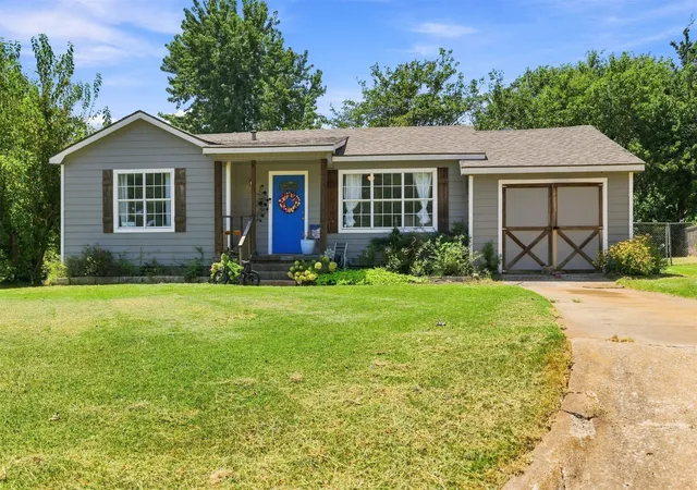 1st image of 1001 Donna Sue, Durant, OK 74701 | MLS# 2630307