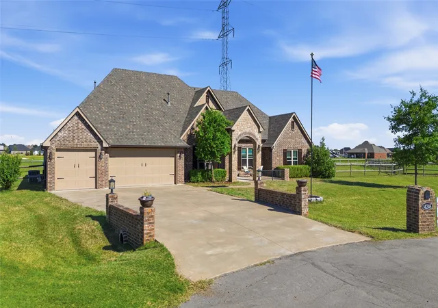 Photo 2 of Sale Pending at 14246 N 61 Avenue, Collinsville, OK 74021 | MLS# 2630336 | Listing updated on 2026-08-20