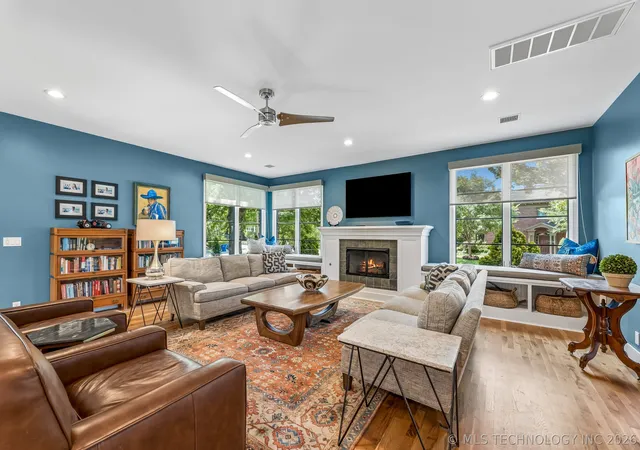 Photo 4 of Sale Pending at 1571 E 22nd Place, Tulsa, OK 74114 | MLS# 2630258 | Listing updated on 2026-08-20