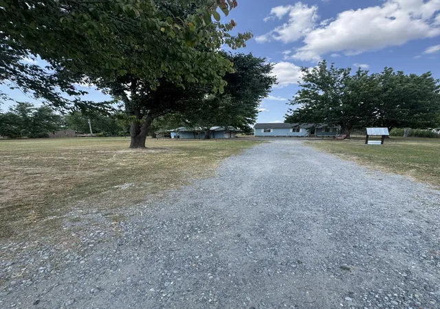 Photo 1 of Sale Pending at 20724 578, Colcord, OK 74338 | MLS# 2630365 | Listing updated on 2026-08-20