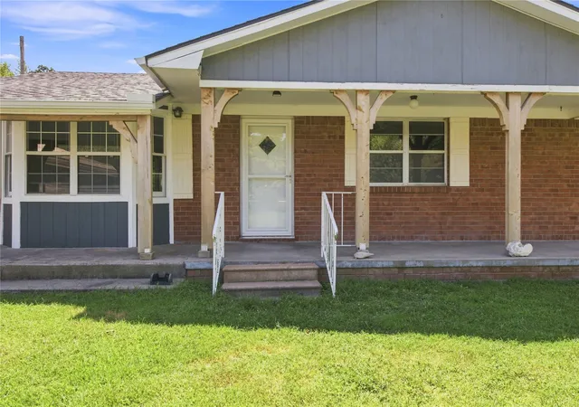 Photo 3 of Single family home for sale at 2424 N State Hwy 82, Salina, OK 74365 | MLS# 2630199 | Listing updated on 2026-10-01
