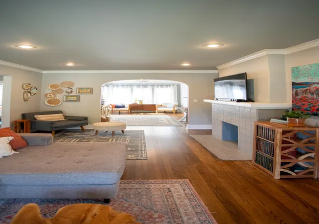 Photo 3 of Sale Pending at 2040 E 13th Street, Tulsa, OK 74104 | MLS# 2630352 | Listing updated on 2026-08-27