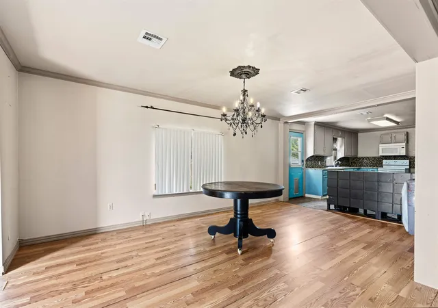 Photo 3 of Single family home for sale at 900 Lincoln St, Healdton, OK 73438 | MLS# 2630387 | Listing updated on 2026-09-18