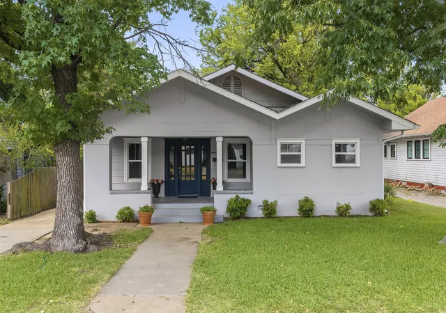 1st image of 811 3rd Southwest, Ardmore, OK 73401 | MLS# 2630090