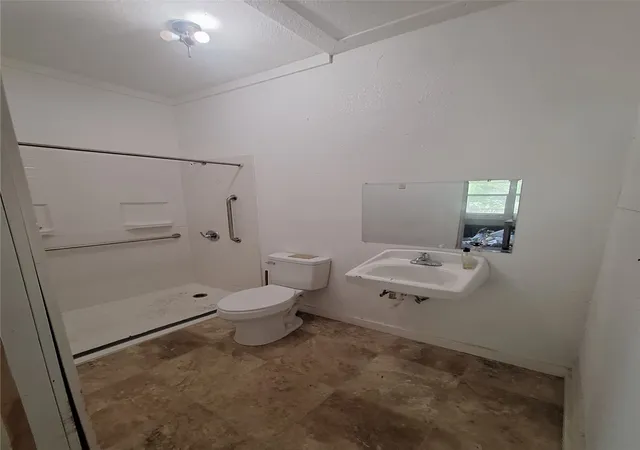 Photo 4 of Sale Pending at 1220 Cherry St, Muskogee, OK 74403 | MLS# 2630357 | Listing updated on 2026-09-25