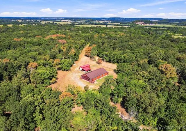 Photo 5 of Sale Pending at 3901 S 74th Street W, Muskogee, OK 74401 | MLS# 2629568 | Listing updated on 2026-08-28