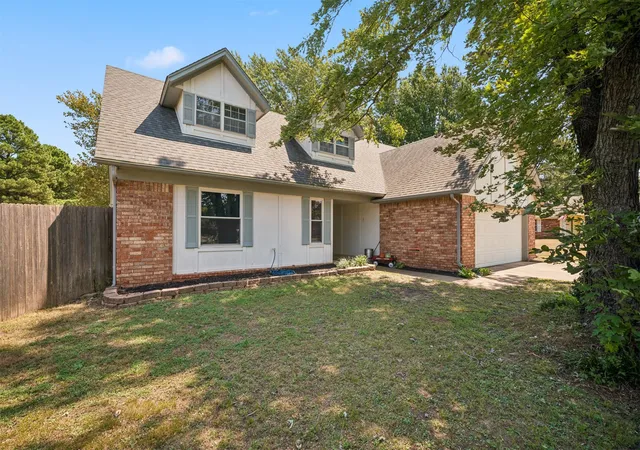 Photo 3 of Single family home for sale at 24615 E Sisemore St, Broken Arrow, OK 74014 | MLS# 2629776 | Listing updated on 2026-08-20