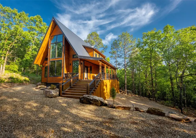Photo 1 of Single family home for sale at 182 Sweet Magnolia Ln, Broken Bow, OK 74728 | MLS# 2630410 | Listing updated on 2026-08-20