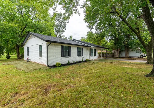 2nd image of 308 E Stadium Rd, Bixby, OK 74008 | MLS# 2627987