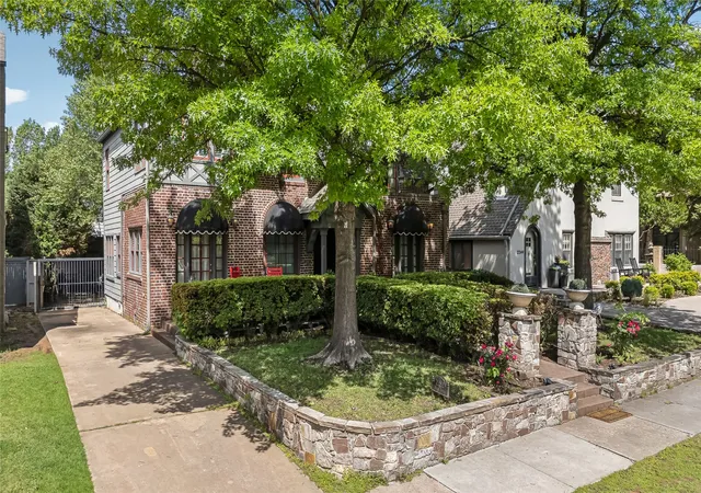 Photo 3 of Single family home for sale at 2252 S Troost Ave, Tulsa, OK 74114 | MLS# 2630543 | Listing updated on 2026-08-20