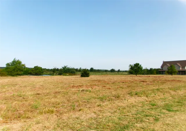 Photo 4 of Single family home for sale at 1125 Shady Grv Rd, Mc Alester, OK 74501 | MLS# 2630548 | Listing updated on 2026-08-20