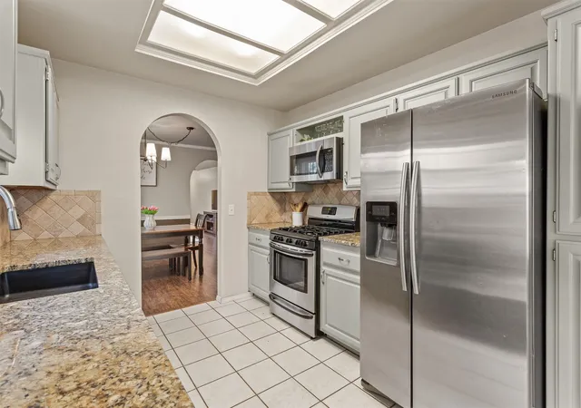 Photo 4 of Sale Pending at 9321 E 95th Place S, Tulsa, OK 74133 | MLS# 2630039 | Listing updated on 2026-08-24