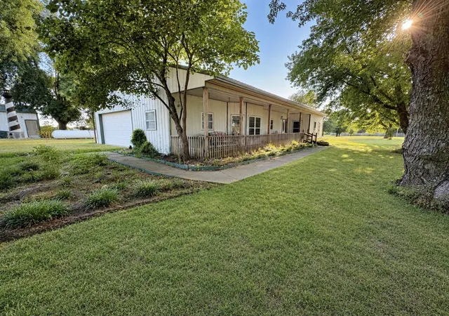 Photo 2 of Sale Pending at 19688 E Sunny Ln, Claremore, OK 74019 | MLS# 2629619 | Listing updated on 2026-08-28