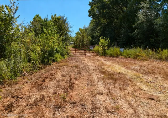 Photo 2 of Land for sale at 4070 Rd, Eufaula, OK 74432 | MLS# 2630614 | Listing updated on 2026-08-25