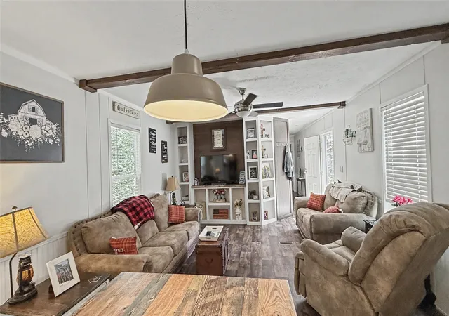 Photo 3 of Manufactured home for sale at 10112 Sandstone Rd, Kansas, OK 74347 | MLS# 2630652 | Listing updated on 2026-08-20