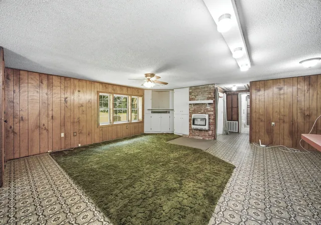 Photo 3 of Single family home for sale at 33 House St, Eufaula, OK 74432 | MLS# 2626039 | Listing updated on 2026-08-21