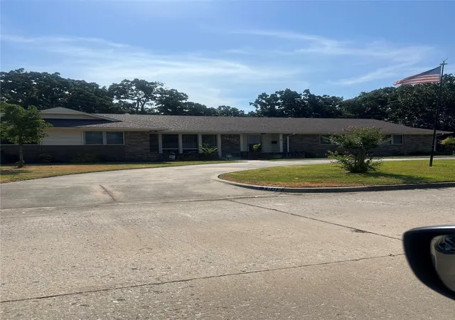 Photo 1 of Single family home for sale at 1802 Mockingbird, Mc Alester, OK 74501 | MLS# 2630736 | Listing updated on 2026-08-21