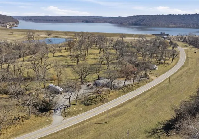 Photo 4 of Single family home for sale at 600 S Main, Spavinaw, OK 74366 | MLS# 2630749 | Listing updated on 2026-08-21