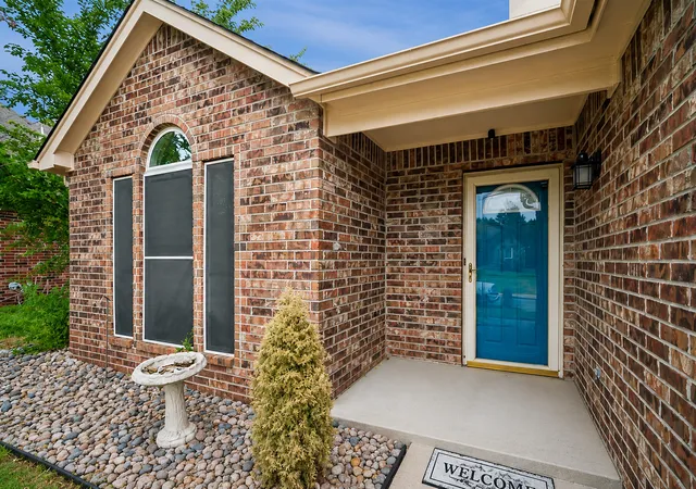 Photo 2 of Single family home for sale at 11283 S 274th Eastavenue, Coweta, OK 74429 | MLS# 2630224 | Listing updated on 2026-08-26