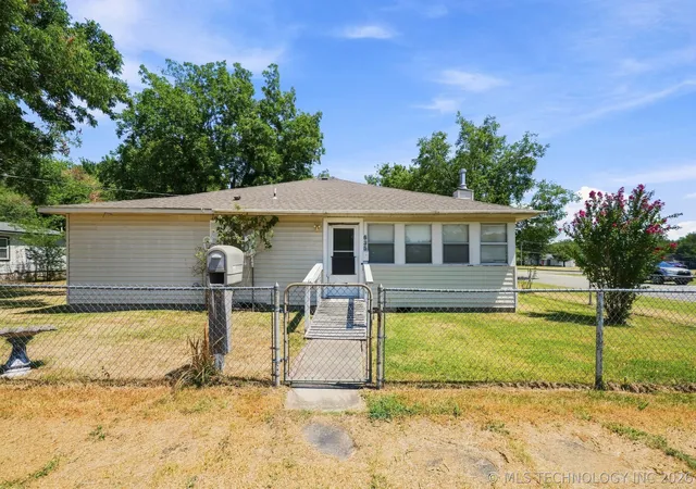 Photo 1 of Sale Pending at 635 S Javine St, Skiatook, OK 74070 | MLS# 2630567 | Listing updated on 2026-08-27