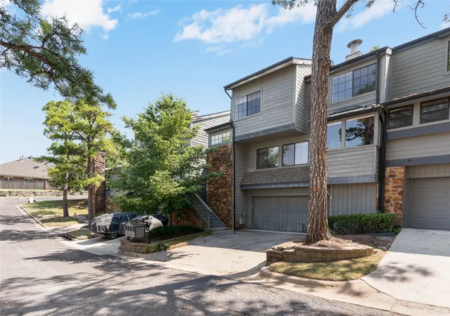 Photo 1 of Condo for sale at 7435 S Winston Pl #602, Tulsa, OK 74136 | MLS# 2630690 | Listing updated on 2026-09-19