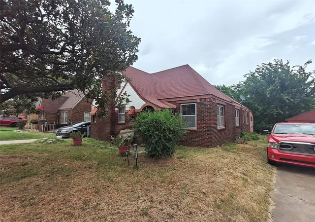 Photo 1 of Sale Pending at 2515 N Boston Ave, Tulsa, OK 74106 | MLS# 2630776 | Listing updated on 2026-08-21