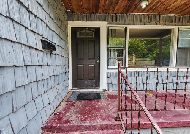 Photo 4 of Single family home for sale at 1100 S State Ave, Tahlequah, OK 74464 | MLS# 2630758 | Listing updated on 2026-08-23
