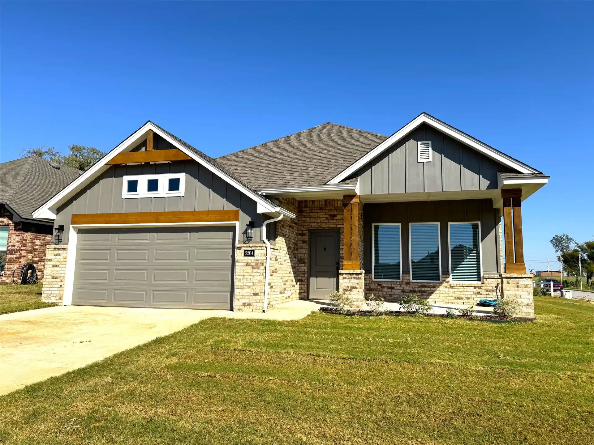 Single family home for sale at 2504 W Main St, Collinsville, OK 74021 | MLS# 2630808