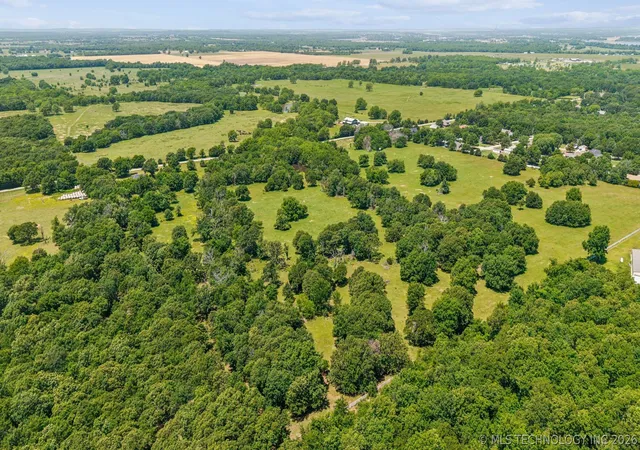 Photo 4 of Sale Pending at 01 S 129th Eastavenue, Bixby, OK 74008 | MLS# 2630757 | Listing updated on 2026-08-28