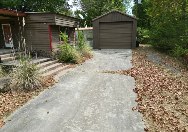 Photo 3 of Manufactured home for sale at 113983 S 4281 Road, Porum, OK 74455 | MLS# 2630718 | Listing updated on 2026-08-21