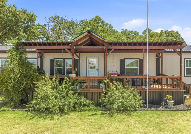 Photo 2 of Single family home for sale at 1418 1st Street, Velma, OK 73491 | MLS# 2630797 | Listing updated on 2026-09-28