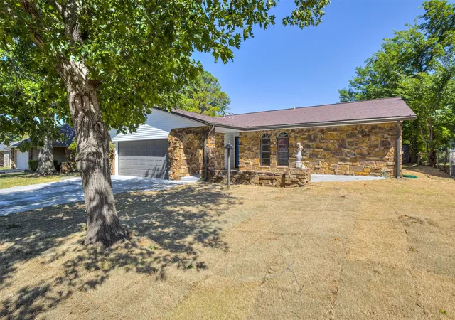 Photo 2 of Sale Pending at 13365 E 32nd Place, Tulsa, OK 74134 | MLS# 2630494 | Listing updated on 2026-08-25
