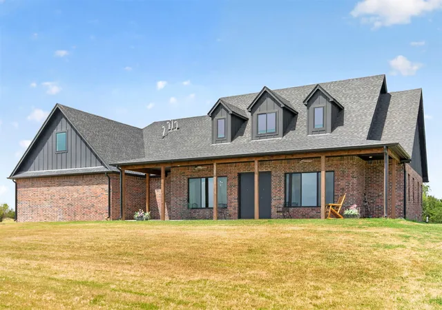 Photo 1 of Single family home for sale at 33715 E 111th Street S, Coweta, OK 74429 | MLS# 2630768 | Listing updated on 2026-09-17