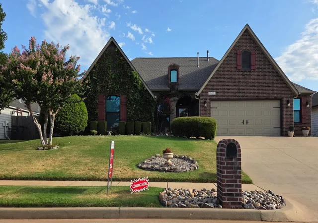 1st image of 10221 E 113th St S, Bixby, OK 74008 | MLS# 2630829